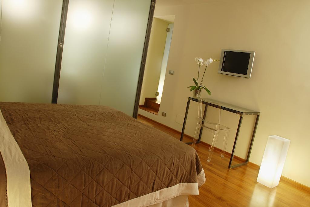 B&B Terres D'Aventure Suites Torino Esterno foto