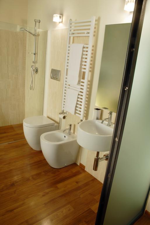 B&B Terres D'Aventure Suites Torino Camera foto