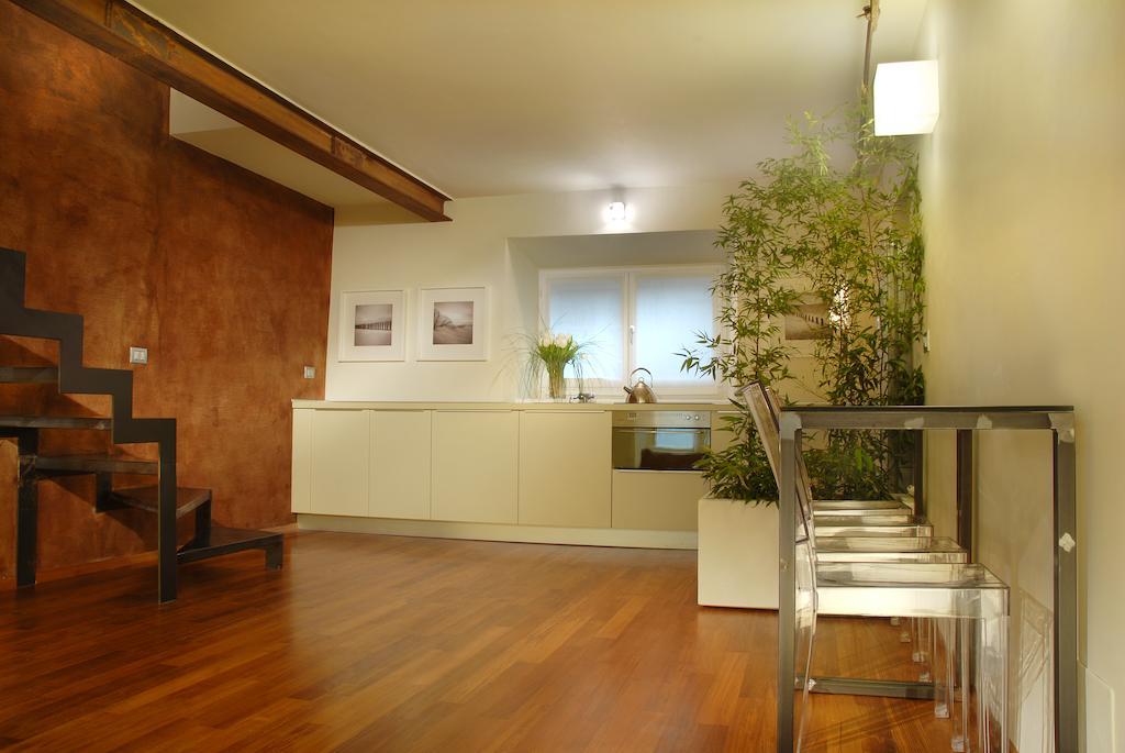 B&B Terres D'Aventure Suites Torino Esterno foto